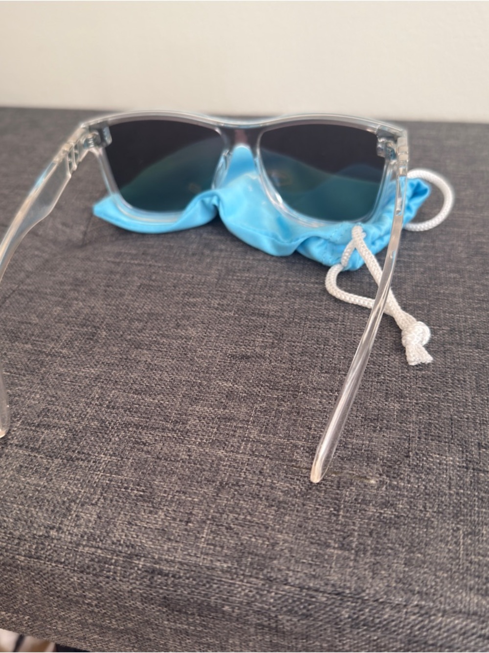 Sunglasses - Picture 4 of 5